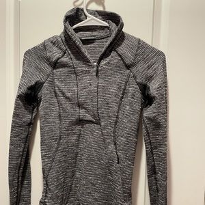Lululemon 1/4 Zip